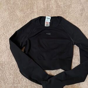 Gymshark cropped workout long sleeve open back